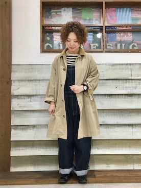 「CUBE SUGAR（キューブシュガー）のアイテム（サロペット/オーバーオール）」を使った、なおねぇさん（レディース・155cm）の秋コーディネート