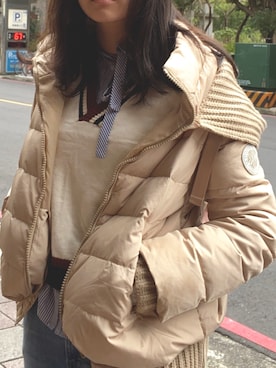 「Levi's（リーバイス）の501(R) SKINNY SMA（デニムパンツ）」を使った、Amyさん（レディース・170cm）の冬コーディネート