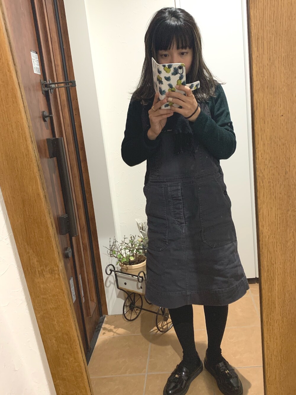 MARGARET HOWELLのサロペット/オーバーオールを使った人気ファッション