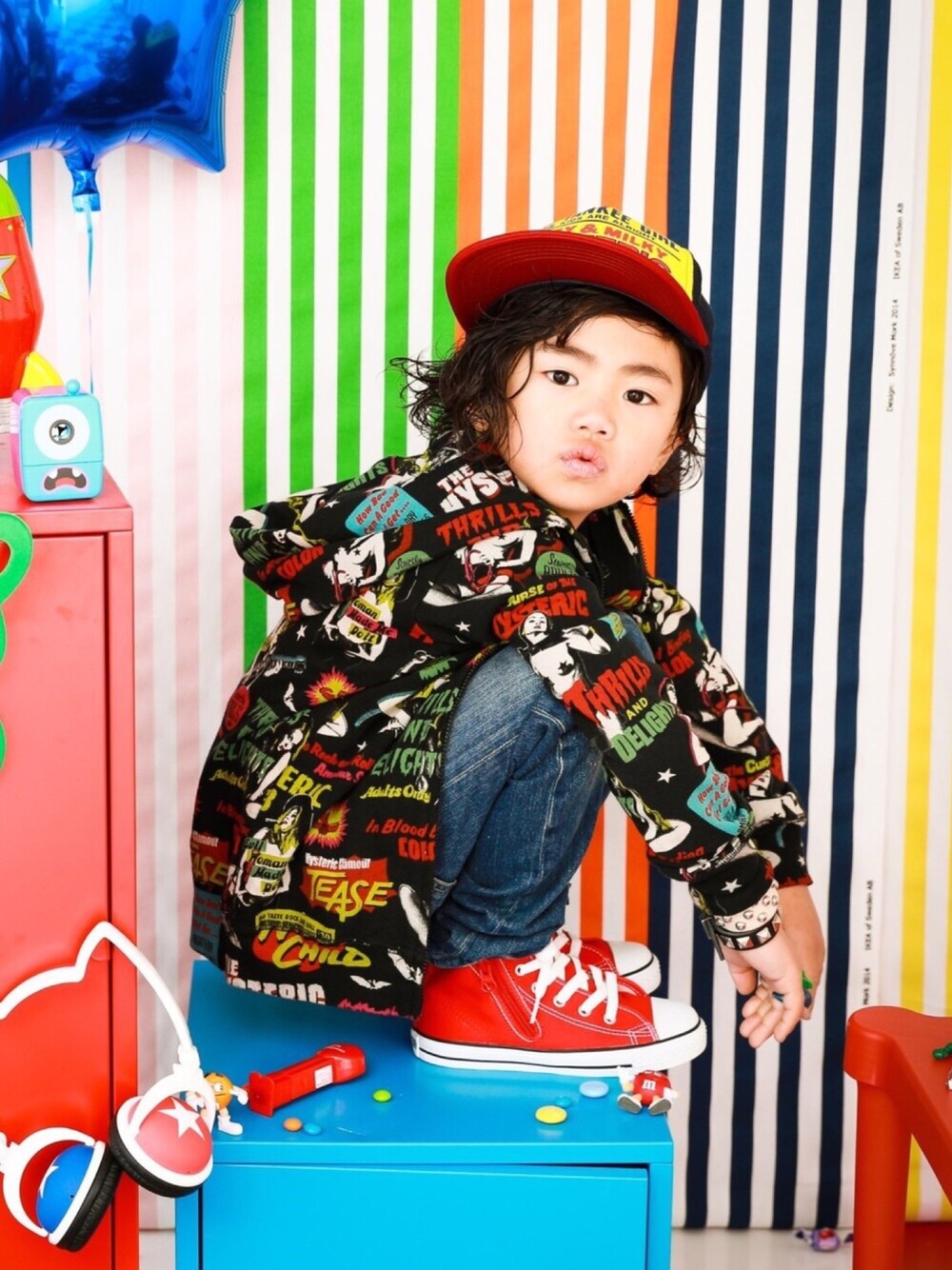 「JOEY HYSTERIC」｜「JOEY HYSTERICのHOLY ROCK総柄 パーカー（パーカー、その他）」を使った、mokkiさん（キッズ・120cm）の春コーディネートの1枚目の写真