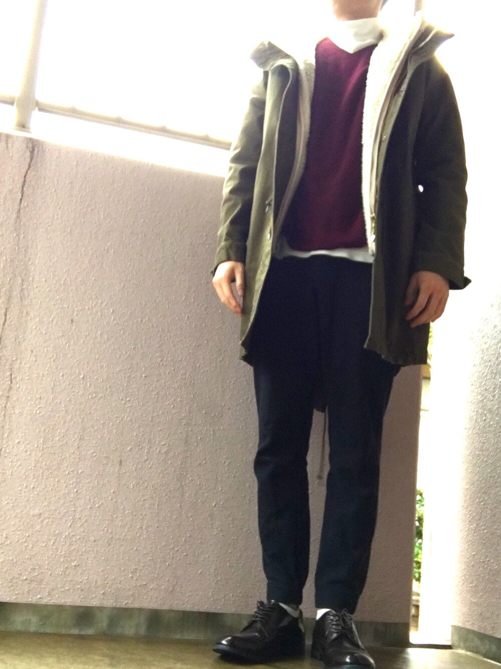 「UNIQLOのアイテム（その他パンツ、ブラック系）」を使った、ベジ男さん（メンズ・171cm）の冬コーディネートの1枚目の写真