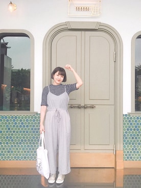 「アイテム（クラッチバッグ、ホワイト系）」を使った、Amberさん（レディース・163cm）の秋コーディネート