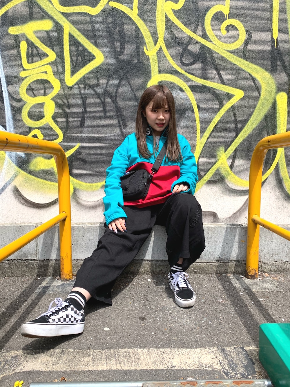 【PLEASURES スウェット】 PLEASURES CRUMBLE HOODIE BLACK（プレジャーズ クランブル