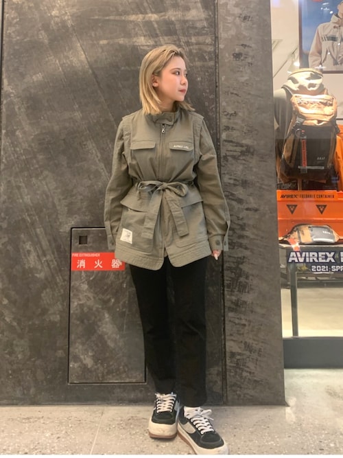 AVIREX グランフロント大阪店りなじろさんのミリタリージャケット「コットンヘンプ リップストップ 2ウェイジャケット/ COTTON HEMP RIPSTOP 2WAY JKT(AVIREX|アヴィレックス)」を使ったコーディネート