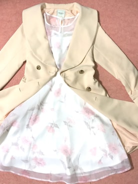 「TITTY&CO.（ティティーアンドコー）のアイテム（ステンカラーコート）」を使った、egummnnamnatd7lさん（レディース・165cm）の春コーディネート