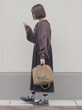 「Sunny clouds（サニークラウズ）のアイテム（ジャンパースカート）」を使った、shizukü    さん（レディース・173cm）の秋コーディネート