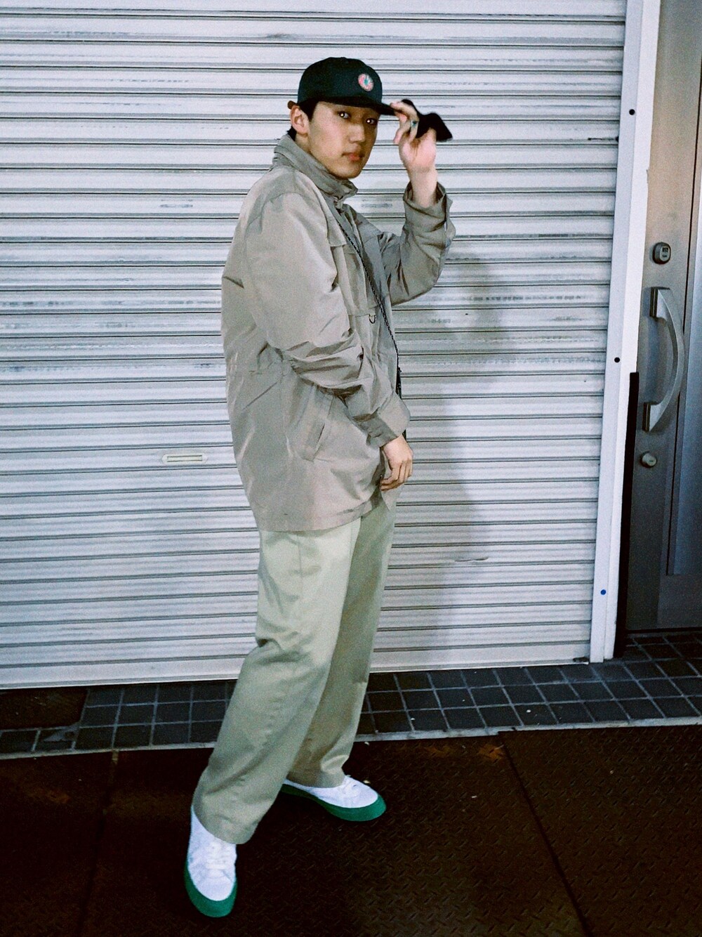 「ナオヤ系、03、お洒落さんとつながりたい、シンプルコーデ、はるコーデ、休日スタイル、fyp、osaka」｜「LLBean SIGNATUREのアイテム（ミリタリージャケット、ベージュ系）」を使った、agboiさん（メンズ・178cm）の春コーディネートの1枚目の写真