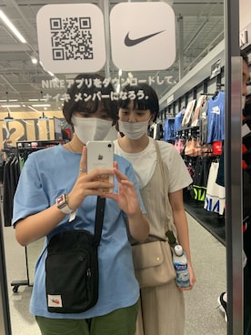 「NIKE(ナイキ)のアイテム(ショルダーバッグ)」を使った、ケベックさん(レディース・164cm)の春コーディネート