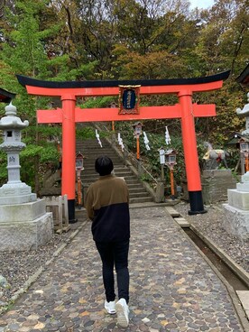 「UNIQLO（ユニクロ）のフリースプルオーバー（長袖）（その他アウター、ブラウン系）」を使った、ケベックさん（レディース・165cm）の春コーディネート