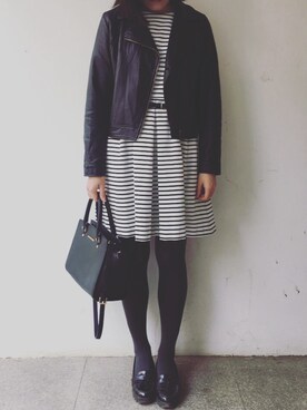 「Mila Owen（ミラオーウェン）のボーダーポンチワンピース（ワンピース、ホワイト系）」を使った、tohanさん（レディース・161cm）の春コーディネート