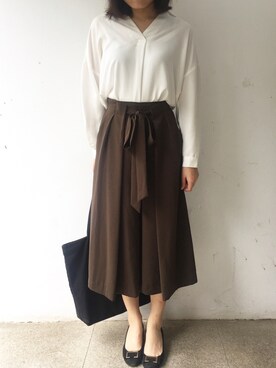 「COCO DEAL（ココディール）のアイテム（パンツ、ブラック系）」を使った、tohanさん（レディース・161cm）の秋コーディネート