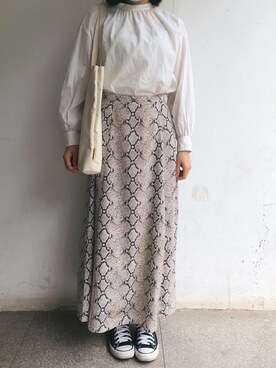 「UNIQLO（ユニクロ）のアイテム（シャツ/ブラウス、ホワイト系）」を使った、tohanさん（レディース・161cm）の春コーディネート