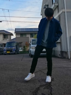 「デニムコーチジャケット」｜「アイテム（スニーカー）」を使った、RIKUさん（メンズ・168cm）の秋コーディネート