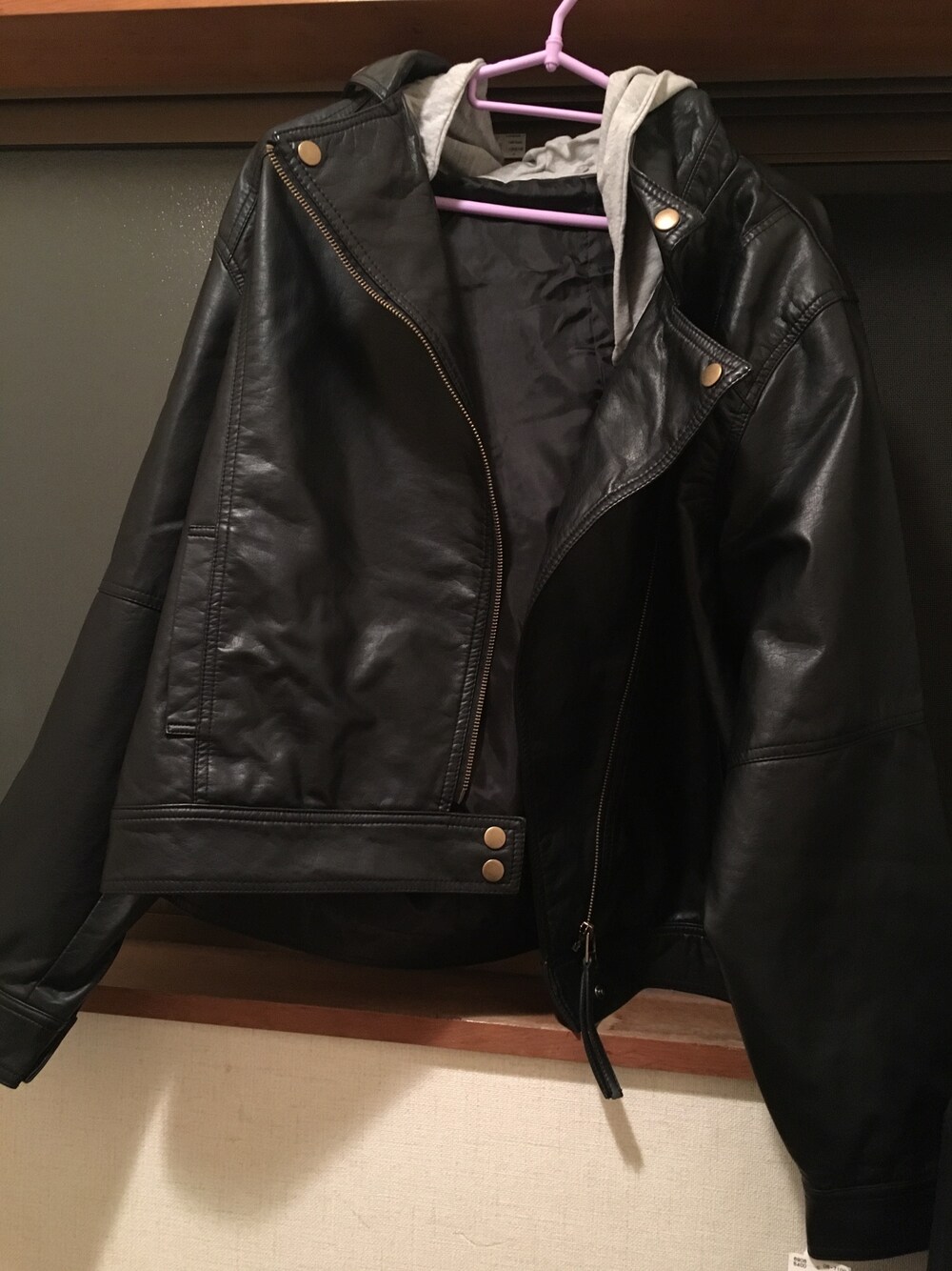 「アベイル、大きいサイズ、ライダースジャケット」｜「aveilのアイテム（ライダースジャケット、ブラック系）」を使った、のんくまポケットさん（レディース・156cm）の秋コーディネートの1枚目の写真