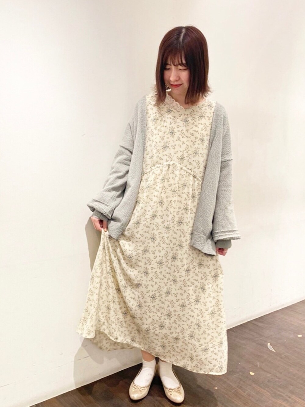 「おしゃれさんと繋がりたい、お出かけコーデ、ootd、オトナ女子、大人ガーリー、春コーデ、ミントグリーン、花柄ワンピース、バレエシューズ、earth music&ecology」｜「earth music&ecologyのウエストシャーリングワンピース＊（ワンピース、その他）」を使った、nasuchanさん（レディース・154cm）の冬コーディネートの1枚目の写真