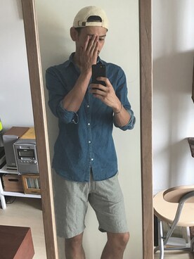 「H&M（エイチ・アンド・エム）のアイテム（シャツ/ブラウス、ブルー系）」を使った、チャンジャさん（メンズ・180cm）の夏コーディネート