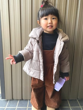 「西松屋（ニシマツヤ）のアイテム（オールインワン・サロペット）」を使った、ＹＵＫＡさん（キッズ・90cm）の冬コーディネート