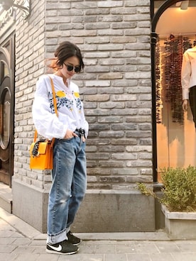 「韓国旅行」｜「アイテム（その他）」を使った、KASUMIさん（レディース・161cm）の春コーディネート
