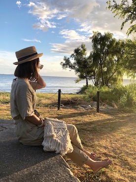 「ベージュコーデ、秋」｜「アイテム（オールインワン・サロペット）」を使った、KASUMIさん（レディース・161cm）の夏コーディネート