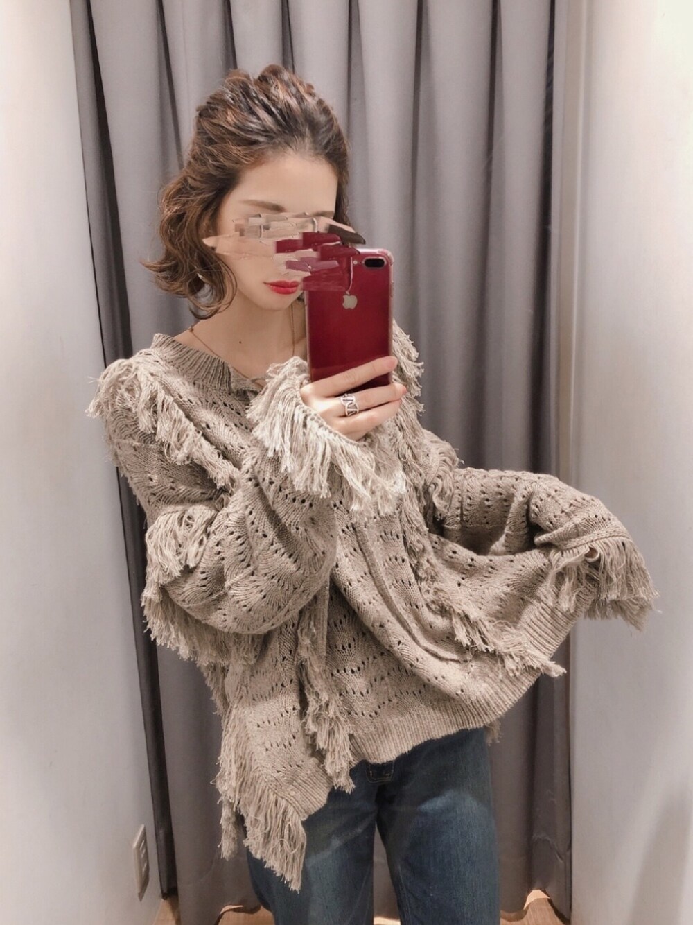 ブラウン系のニット/セーター、その他のその他、その他のその他を着用したレディースの春コーディネートの1枚目の写真