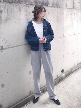 「白トップス」｜「アイテム（ジャケット/アウター）」を使った、KASUMIさん（レディース・161cm）の春コーディネート