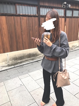 「UNIQLO（ユニクロ）のモックネックT（長袖）（Tシャツ/カットソー、グレー系）」を使った、manaさん（レディース・153cm）の秋コーディネート