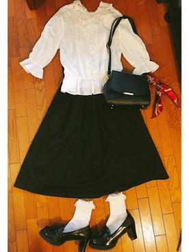 「archives（アルシーヴ）のアイテム（ジャンパースカート）」を使った、アマゾン・リリーさん（レディース・160cm）の夏コーディネート