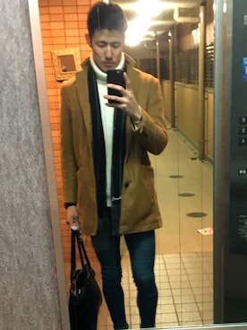 「HVC（エイチブイシー）のアイテム（チェスターコート）」を使った、ToMさん（メンズ・178cm）の冬コーディネート