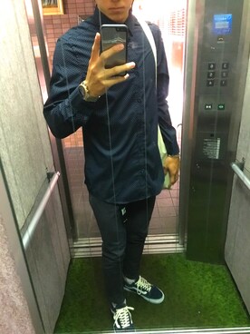 「Guess（ゲス）のアイテム（腕時計）」を使った、ToMさん（メンズ・178cm）の秋コーディネート