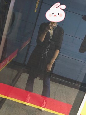 「DW（ディーダブリュー）のアイテム（アクセサリー）」を使った、石小胖さん（レディース・168cm）の夏コーディネート