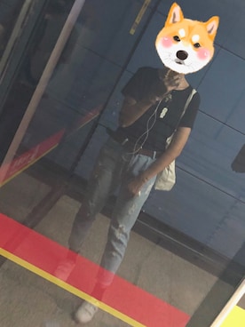 「DW（ディーダブリュー）のアイテム（アクセサリー）」を使った、石小胖さん（レディース・168cm）の夏コーディネート