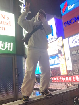 「RIPNDIP（リップンディップ）のアイテム（帽子）」を使った、キクさん（メンズ・168cm）の秋コーディネート
