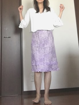 「ABAHOUSE（アバハウス）のアイテム（スカート、パープル系）」を使った、キャロラインさん（レディース・166cm）の春コーディネート