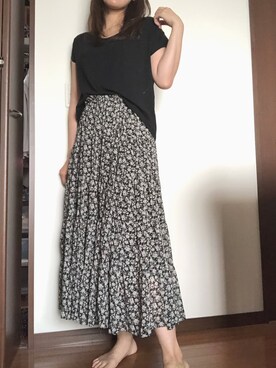 「NETSTAR（ネットスター）のアイテム」を使った、キャロラインさん（レディース・165cm）の夏コーディネート