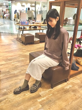 「H&M（エイチ・アンド・エム）のアイテム（スカート）」を使った、ORientalTRaffic 大船ルミネウィング店さん（レディース・158cm）の秋コーディネート