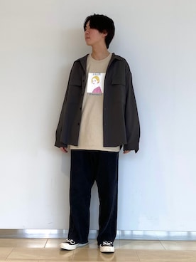 「JUNRED（ジュンレッド）のアイテム（トップス）」を使った、Ryotaさん（メンズ・173cm）の春コーディネート