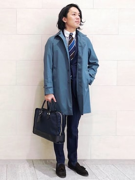 「アイテム（ビジネスバッグ、ブルー系）」を使った、甲斐さん（メンズ・175cm）の冬コーディネート