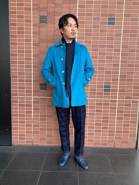 「アイテム（ステンカラーコート、ブルー系）」を使った、甲斐さん（メンズ・175cm）の冬コーディネート
