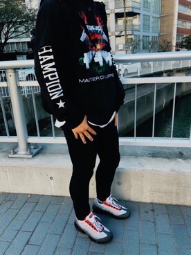 「METALLICA（メタリカ）のMETALLICA　PUPPEST バンドTシャツ（Tシャツ/カットソー、ブラック系）」を使った、りょうたろうさん（メンズ・178cm）の秋コーディネート