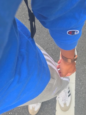 「Fitbit（フィットビット）のアイテム」を使った、uyeezyさん（メンズ・174cm）の秋コーディネート