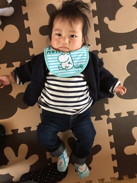 「UNIQLO（ユニクロ）のアイテム（T Shirts、ホワイト系）」を使った、Yoshiko Kumamotoさん（154cm）の冬コーディネート