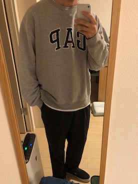 「アイテム（スリッポン）」を使った、suzukiさん（メンズ・180cm・20代）の秋コーディネート
