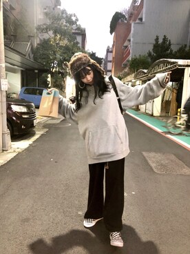「NIKE（ナイキ）のアイテム（トップス、グレー系）」を使った、MARIAさん（レディース・160cm）の冬コーディネート