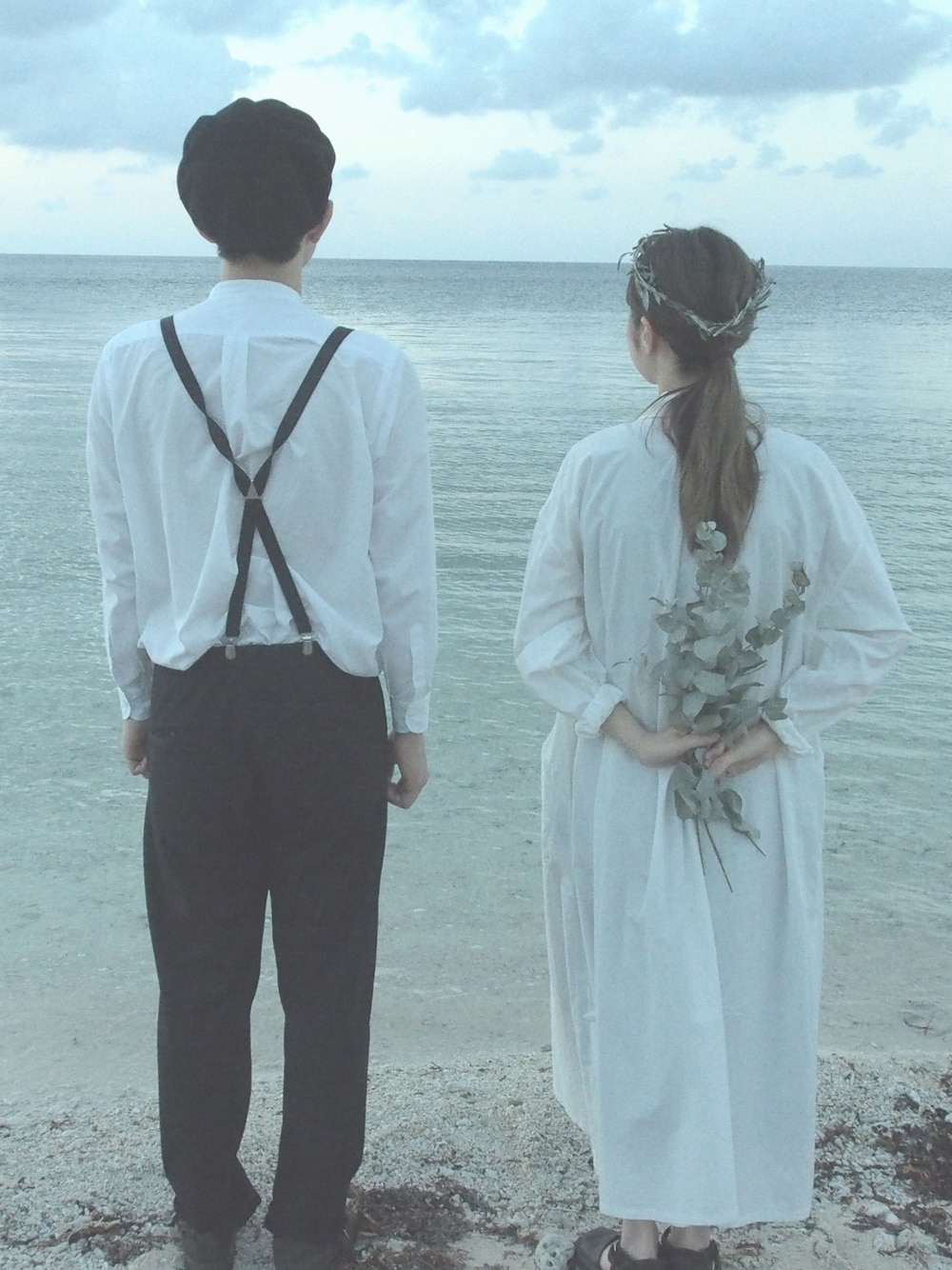 「セルフ前撮り、前撮り、竹富島、YAECA、COMOLI、シンプルコーデ」｜「YAECAのアイテム（シャツワンピース、ホワイト系）」を使った、namiさん（レディース・158cm）の春コーディネートの1枚目の写真