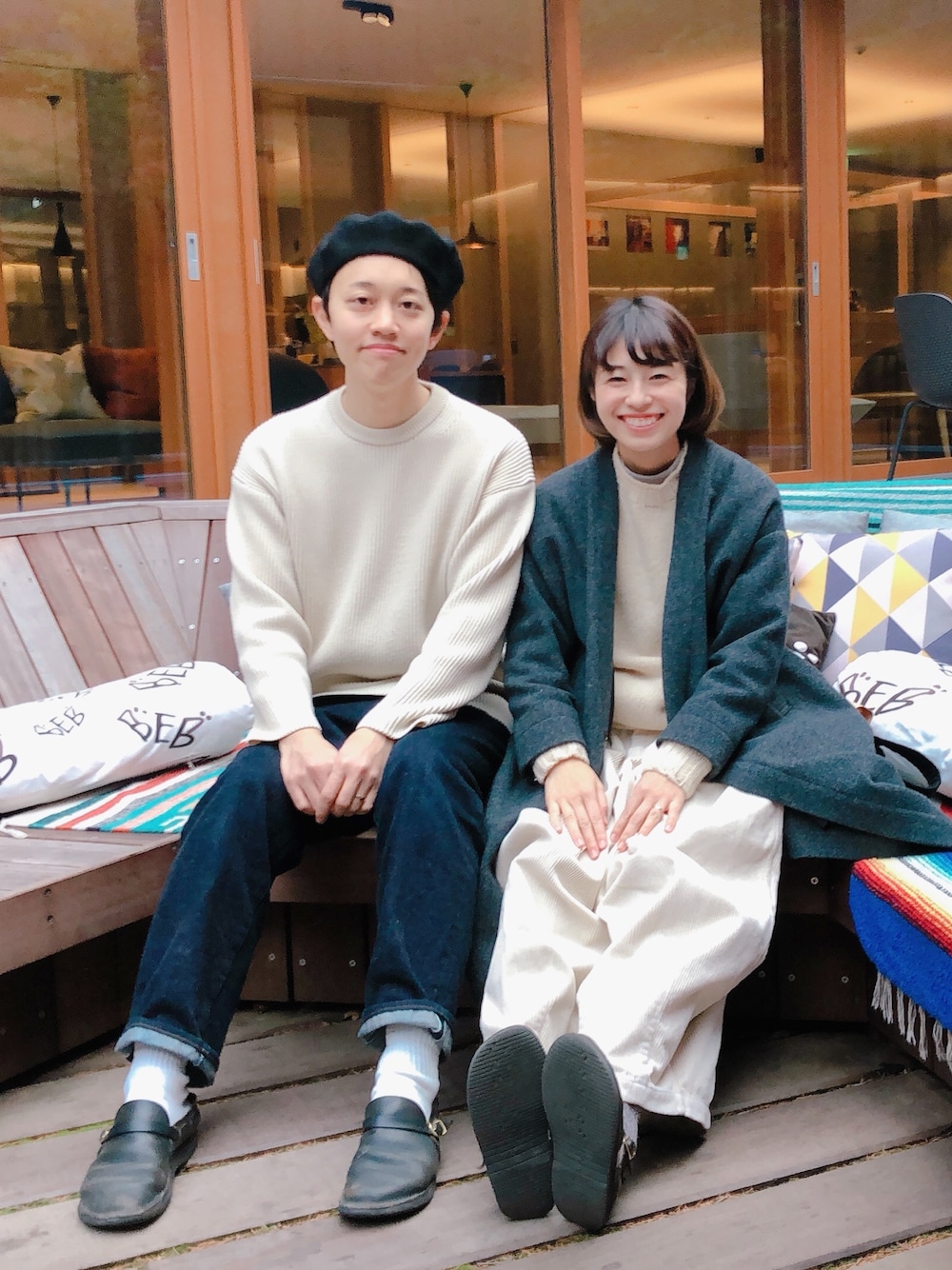 「軽井沢、リンクコーデ、ホワイトコーデ、YAECA、harvesty、code、outfit、夫婦コーデ」｜「HARVESTYのアイテム（パンツ、ホワイト系）」を使った、namiさん（レディース・159cm）の冬コーディネートの1枚目の写真
