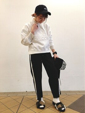 小林佳奈さんのコーディネート