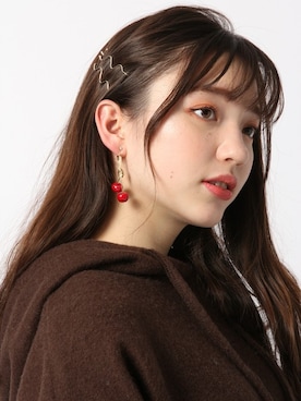 「アイテム（ヘアピン）」を使った、Me%さん（レディース・161cm）の冬コーディネート