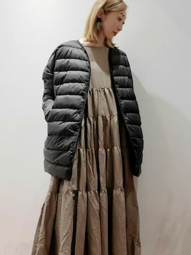 「ハイトーンカラー」｜「アイテム（ダウンジャケット/コート）」を使った、nagashimaさん（レディース・160cm）の秋コーディネート