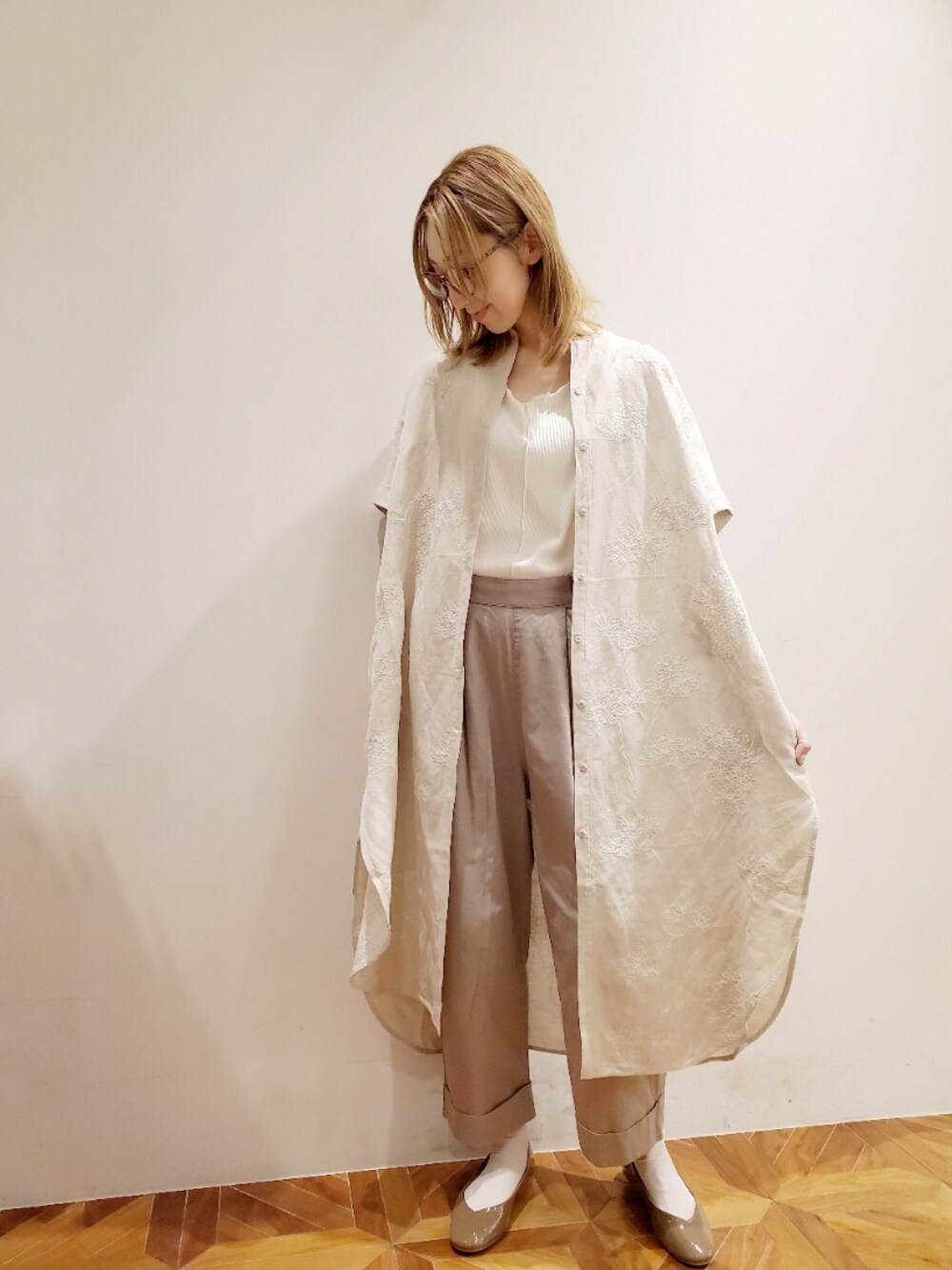 「刺繍ワンピース、羽織りワンピース、ワンピースコーデ、ワンピーススタイル、夏コーデ、休日スタイル、きれいめカジュアル、ピュアルセシン、pualcecin、pual ce cin」｜「PUAL CE CINのリリー刺繍ワンピース（ワンピース、その他）」を使った、nagashimaさん（レディース・160cm）の春コーディネートの1枚目の写真