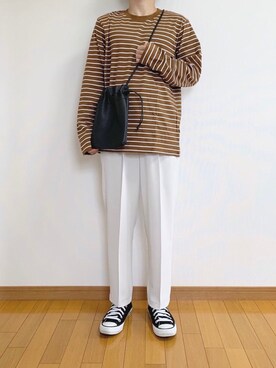 「GU（ジーユー）のアイテム（Tシャツ/カットソー、ベージュ系）」を使った、かぺじゅんさん（メンズ・165cm）の秋コーディネート